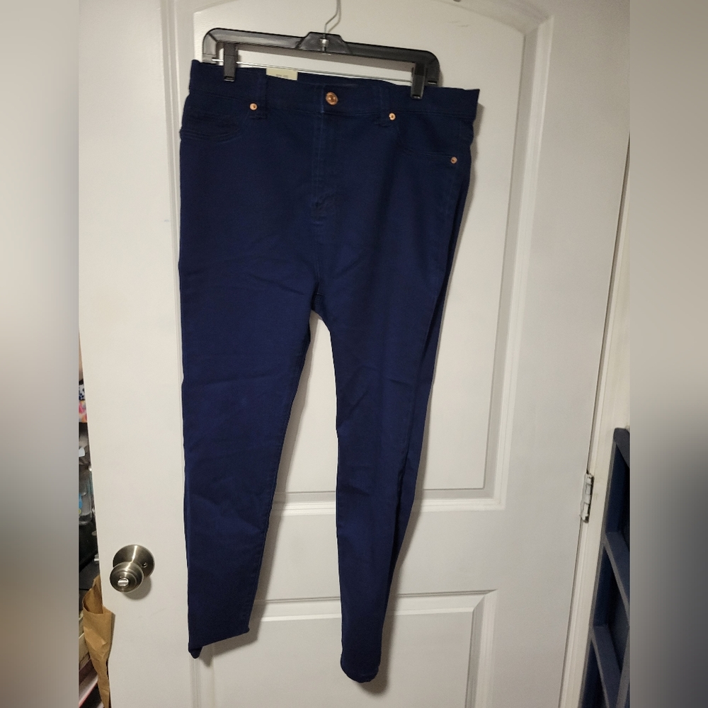 NWT FOREVER 21 PLUS SZE DARK BLUE SKINNY JEAN DENIM 14 SHORT HIGH RISE